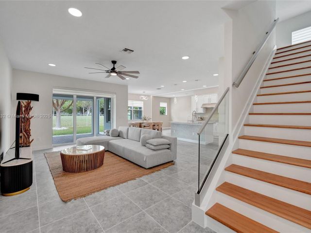 Home for sale at 1348 Silk Oak Dr - photo 5876747