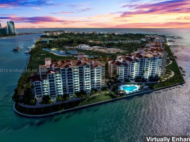 3-bedroom condo for rent in Miami Beach - 19112 Fisher Island Dr 19112 - MondialRealty