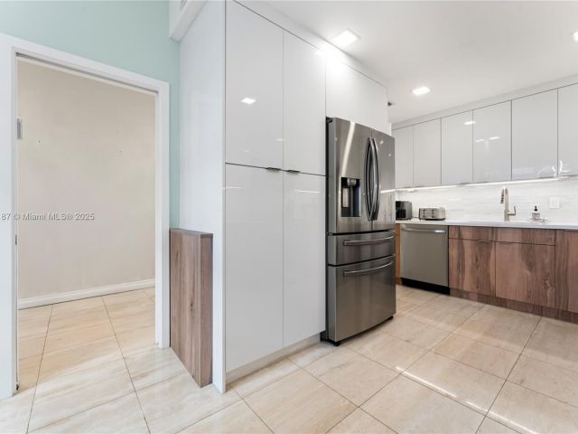 Apartment for rent  Unit #19133 - photo 5907309