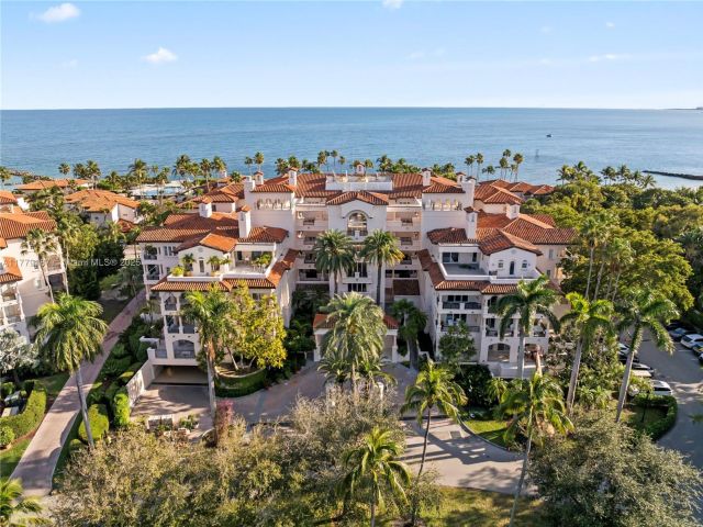 Apartment for rent  Unit #19133 - photo 5907316