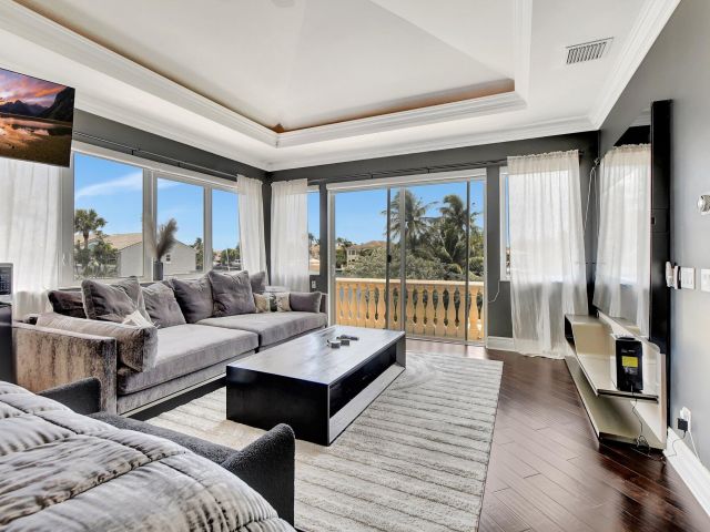 Home for rent at 857 Havana Drive - photo 6378274