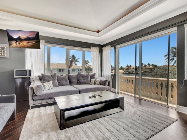 Home for rent at 857 Havana Drive - photo 6378276