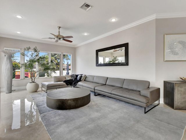 Home for rent at 857 Havana Drive - photo 6378282