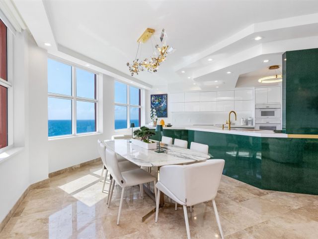 Apartment for sale  Unit #15B - photo 5881169