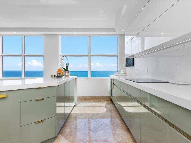 Apartment for sale  Unit #15B - photo 5881171