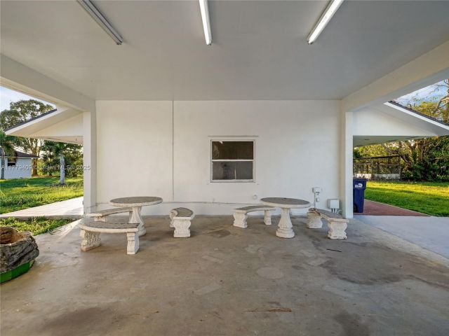 Home for rent at 20000 SW 216th St - photo 5900316