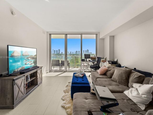 Apartment for sale  Unit #1019 - photo 5907414