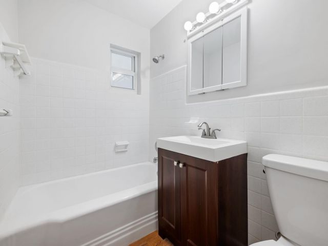 Home for sale at 2113 NE 29th Ct - photo 5984948