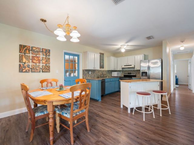 Home for sale at 2113 NE 29th Ct - photo 5984962