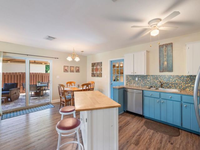 Home for sale at 2113 NE 29th Ct - photo 5984967