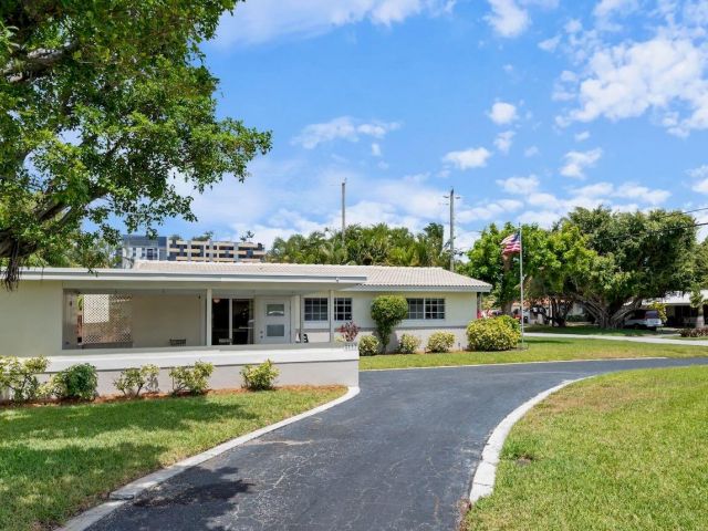 Home for sale at 2113 NE 29th Ct - photo 5984972