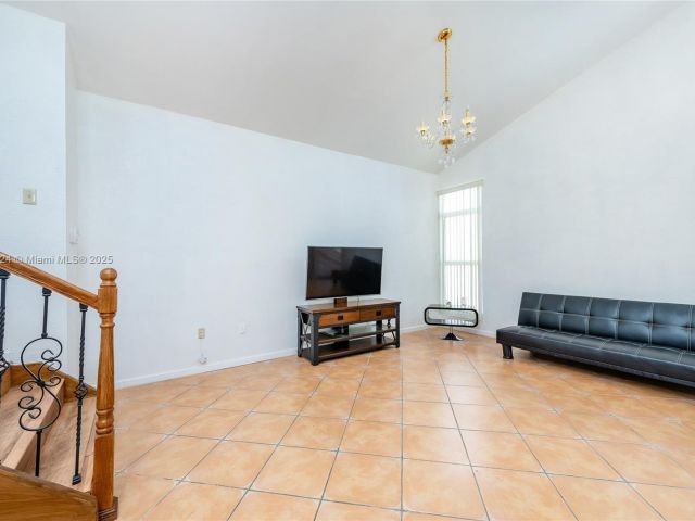 Home for sale at 1007 NW 106th Ave Cir - photo 6102636