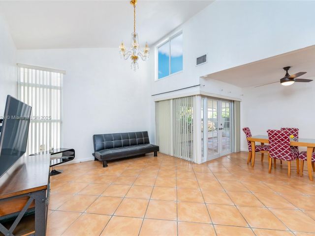 Home for sale at 1007 NW 106th Ave Cir - photo 6102647