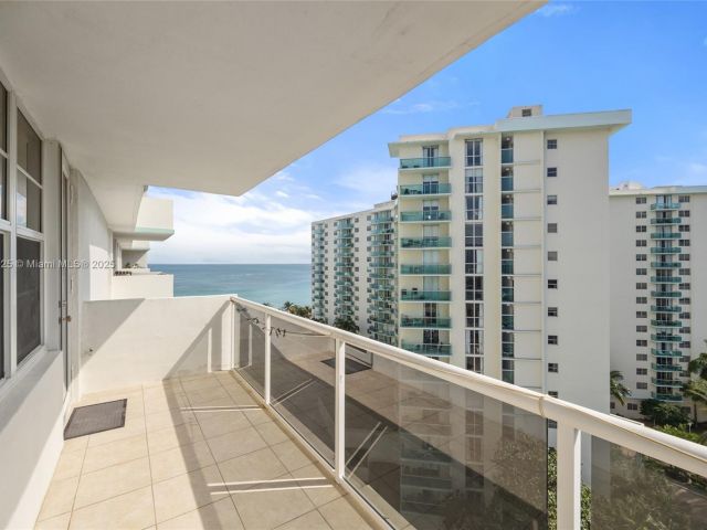 Apartment for rent  Unit #1124 - photo 5920391