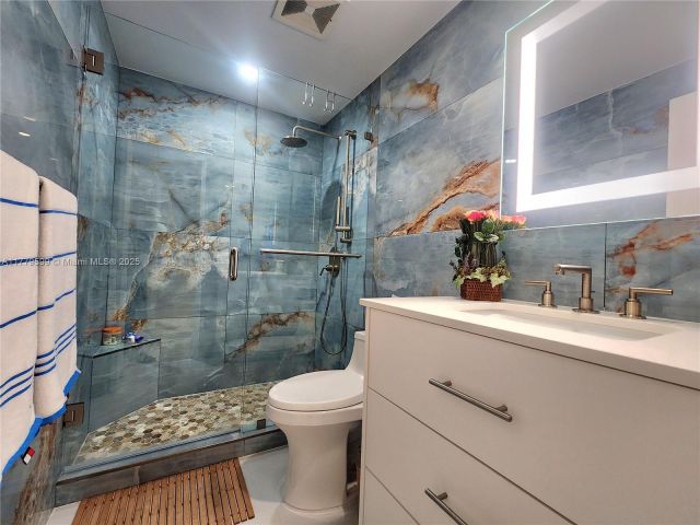 Apartment for rent  Unit #1214 - photo 5901664