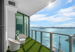 Apartment #1609 at Biscayne Beach
