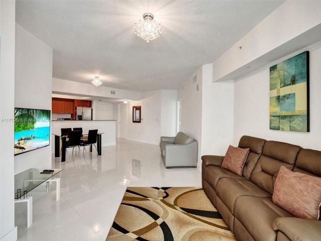 Apartment for rent  Unit #2305 - photo 5972069