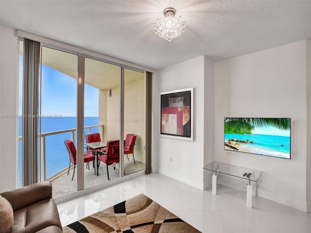 Apartment for rent  Unit #2305 - photo 5972071