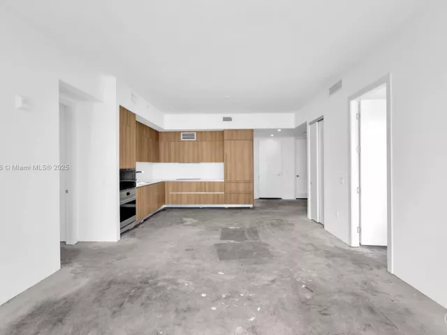 Apartment for sale  Unit #1502 - photo 5910802