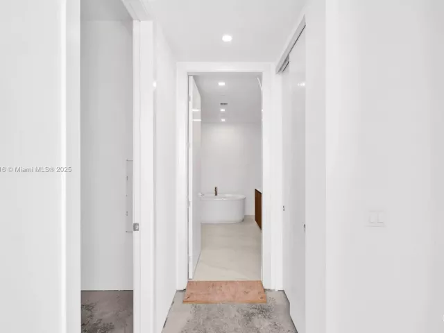 Apartment for sale  Unit #1502 - photo 5910789