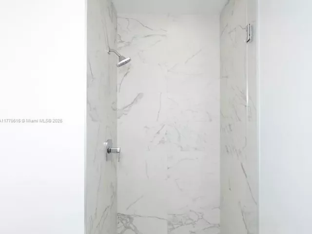 Apartment for sale  Unit #1502 - photo 5910792