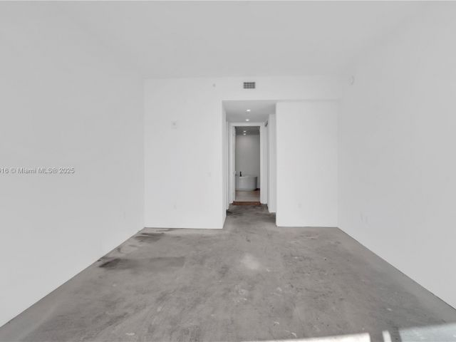 Apartment for sale  Unit #1502 - photo 5910790