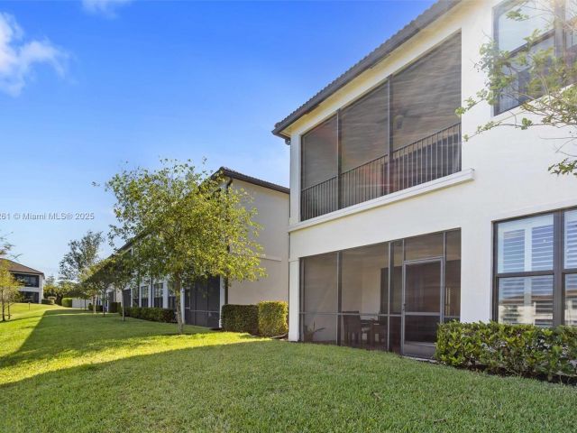 Home for sale at 21824 Canadensis Cir 102 - photo 5862000