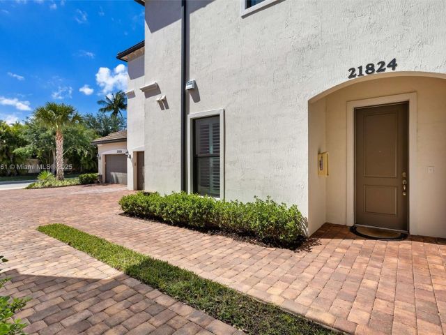 Home for sale at 21824 Canadensis Cir 102 - photo 5862015