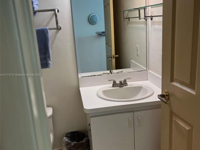 Apartment for sale  Unit #L3 - photo 5904807