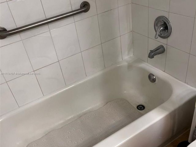 Apartment for sale  Unit #L3 - photo 5904809