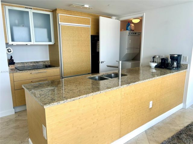 Apartment for rent  Unit #1907 - photo 5899726