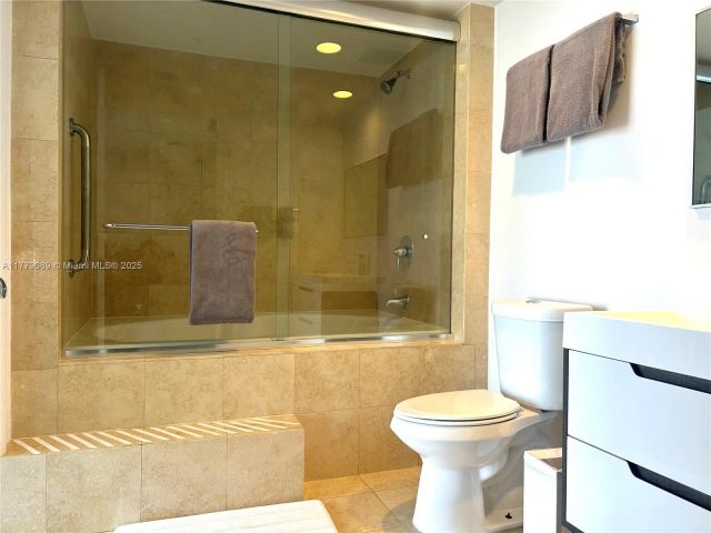 Apartment for rent  Unit #1907 - photo 5899736