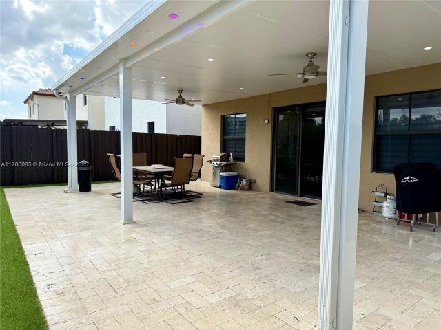 Home for sale at 10060 NW 86th Ter - photo 5861158