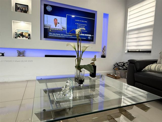 Home for sale at 10060 NW 86th Ter - photo 6122297