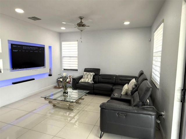 Home for sale at 10060 NW 86th Ter - photo 6122302