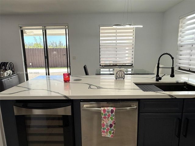 Home for sale at 10060 NW 86th Ter - photo 6122305