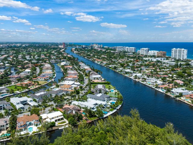 Home for sale at 372 E Alexander Palm Road - photo 5941281