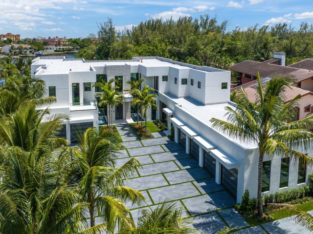 Home for sale at 372 E Alexander Palm Road - photo 5941292