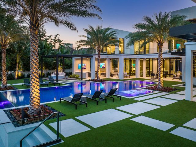 Home for sale at 372 E Alexander Palm Road - photo 5941293