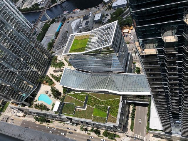 Apartment for sale  Unit #5108 - photo 5917186