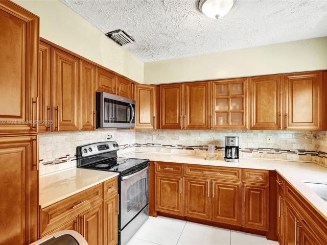 Home for sale at  - photo 5960136