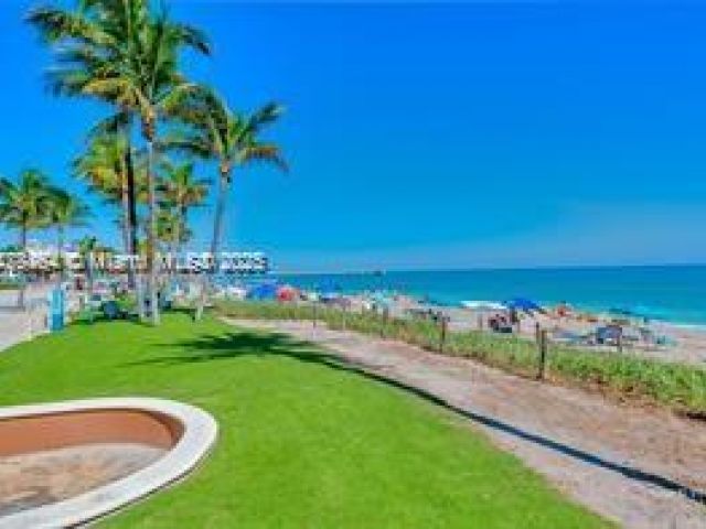 Home for rent at 2051 SE 3rd St TH11 - photo 5895424