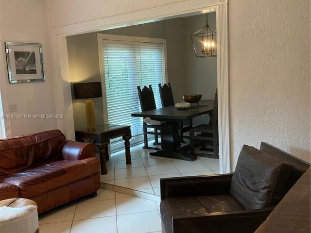 Home for rent at 5495 SW 68th Ave - photo 6056351