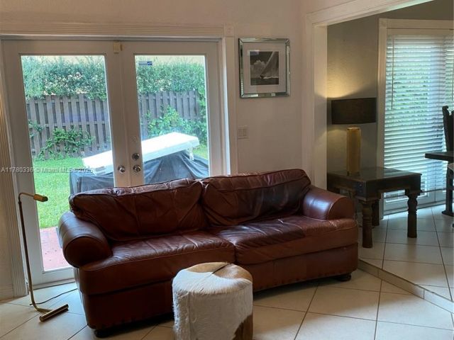 Home for rent at 5495 SW 68th Ave - photo 6056352