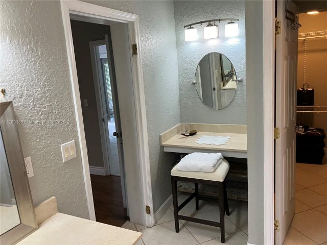 Home for rent at 5495 SW 68th Ave - photo 6056357