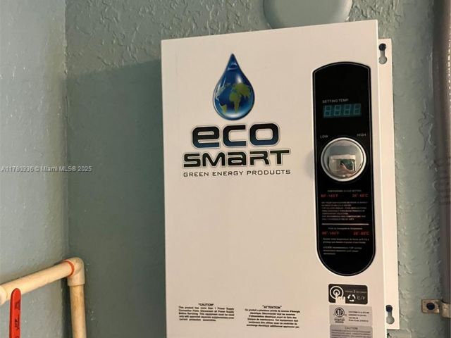 Home for rent at 5495 SW 68th Ave - photo 6056363