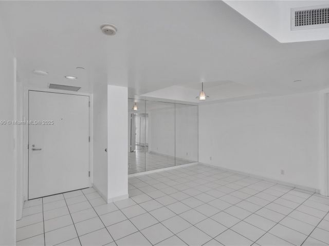 Apartment for sale  Unit #2715 - photo 5963998
