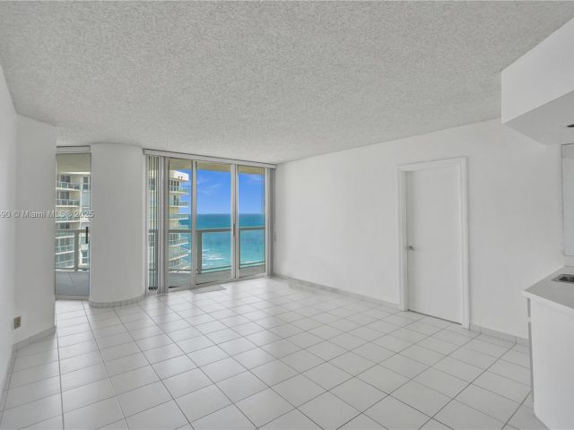 Apartment for sale  Unit #2715 - photo 5964002