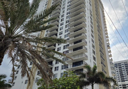 Apartment #1507 at Quadomain