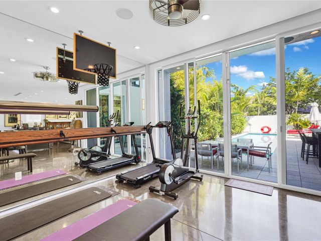 Home for sale at 1312 SE 2nd St - photo 6010564